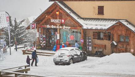 A Skiset rental store