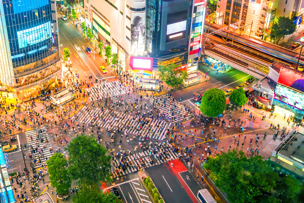 Tokyo in the Rain — Take photos in all weather conditions — On