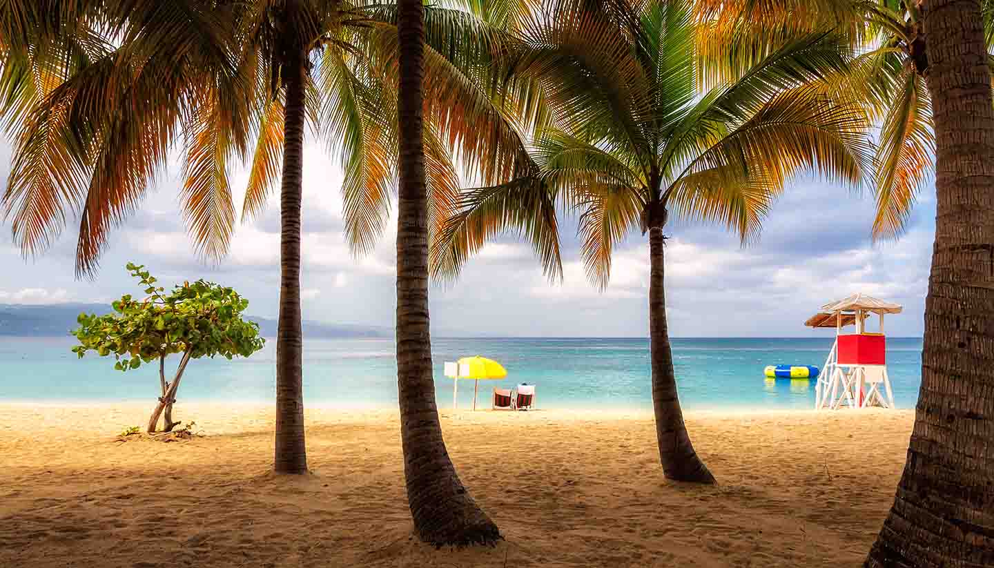 Discover the climate and geography of Jamaica