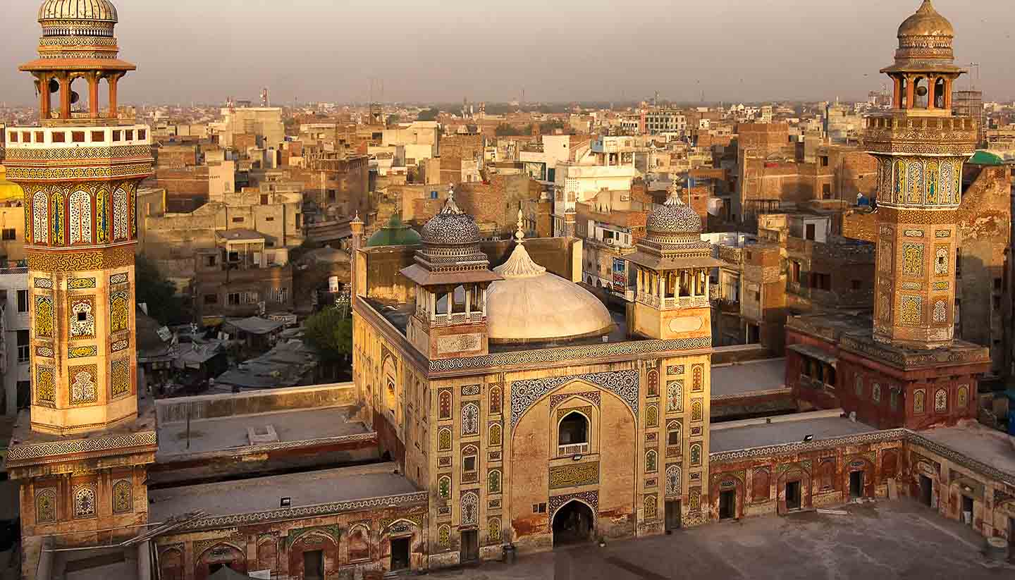 Pakistan - Wazir Khan mosque, Lahore, Pakistan