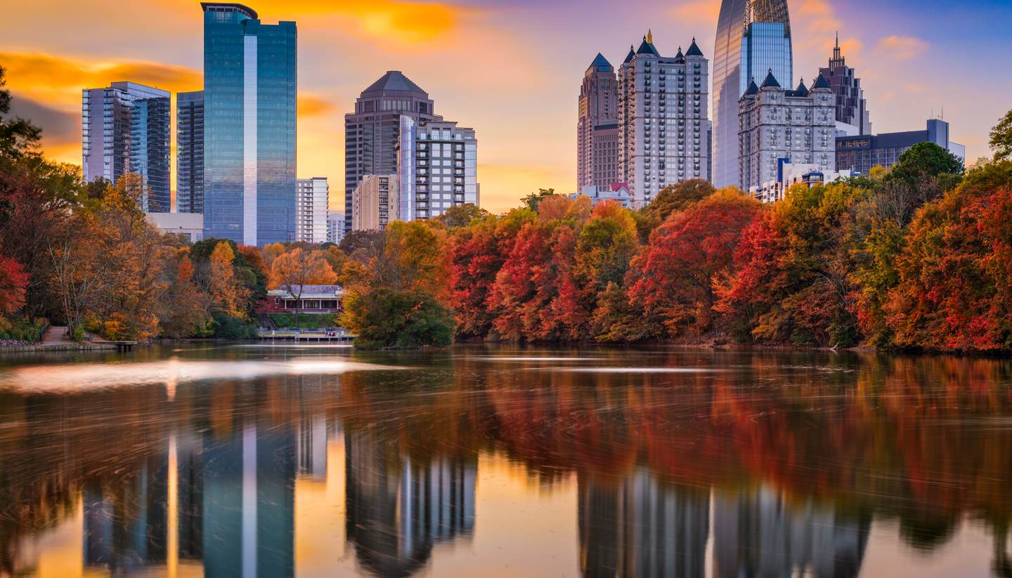 Top 5 places to see autumn foliage in North America - Piedmont Park in Atlanta, Georgia