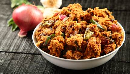 Spicy onion pakora