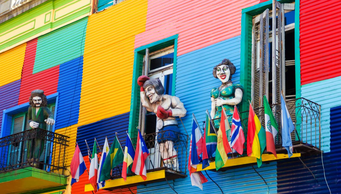 City Highlight: Buenos Aires - Colourful buildings in La Boca