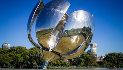 The Floralis Generica