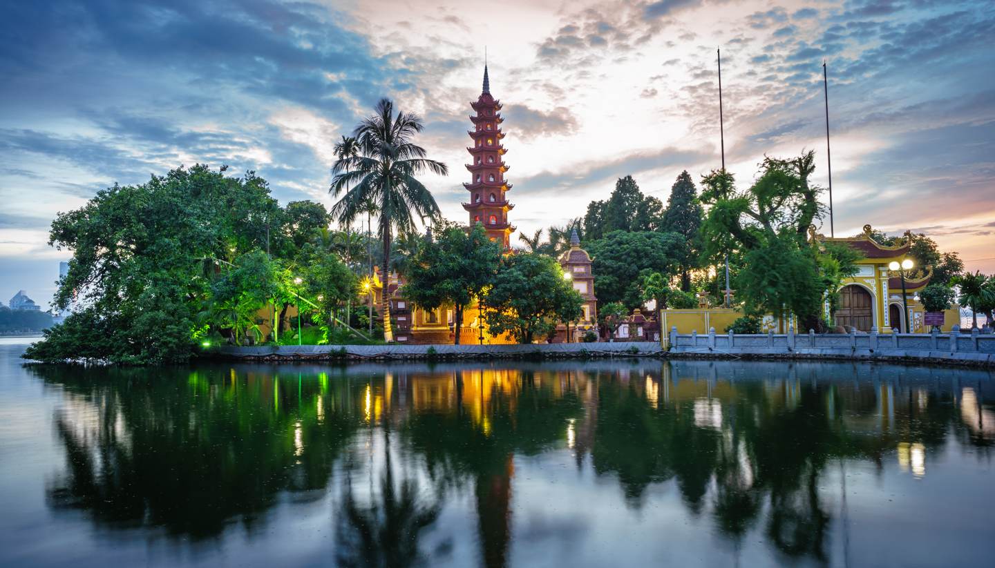 City Highlight: Hanoi - Panorama view of Tran Quoc pagoda, the oldest temple in Hanoi