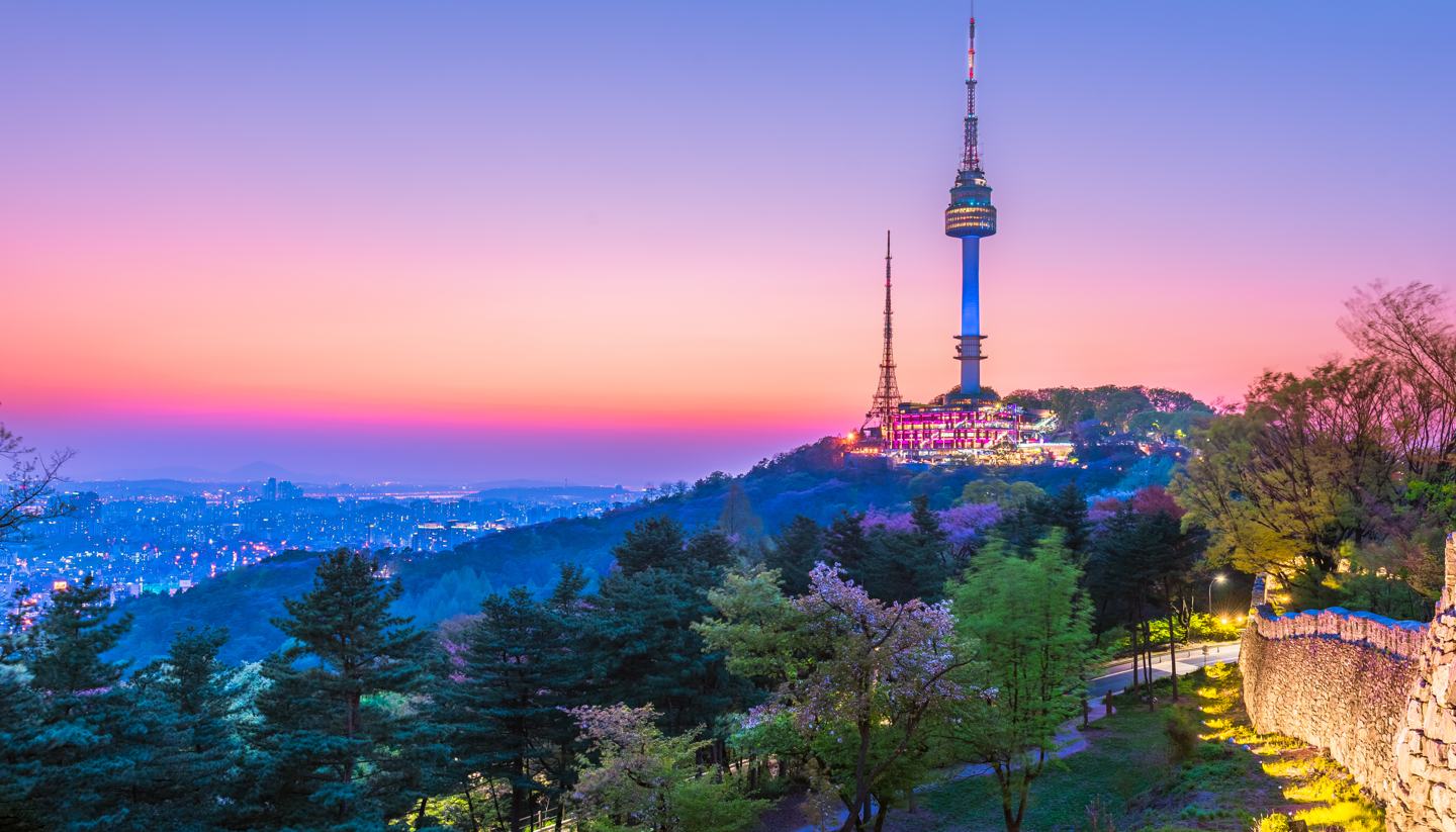 City Highlight: Seoul - Seoul Tower at twilight in spring