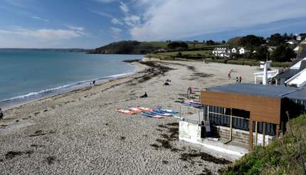 Oth-UK-England-Falmouth-GyllyngvaseBeach-0195-430x246