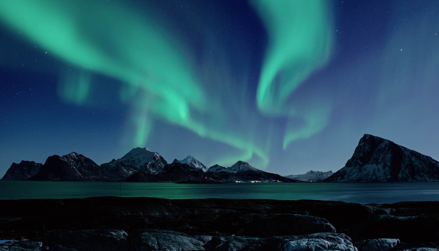 Top 5 places to enjoy celestial spectacles - Lofoten Islands-Northern Lights