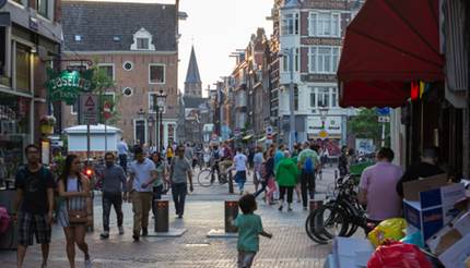 Haarlemmerstraat in Amsterdam