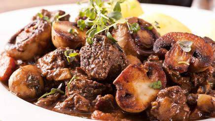 shu-French-Cuisine-Beef-Bourguignon-73488265-436x246