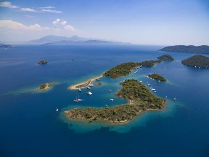 The Yassica Islands makes a beautiful backdrop for a swim in the sea