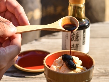 Ice cream drizzled with soy sauce