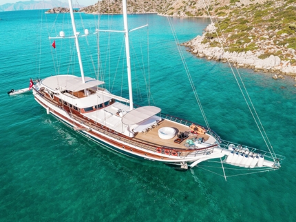 Halcon del mar, a 45m luxury gulet with 8 cabins