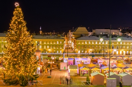The Christmas market on Senate Square