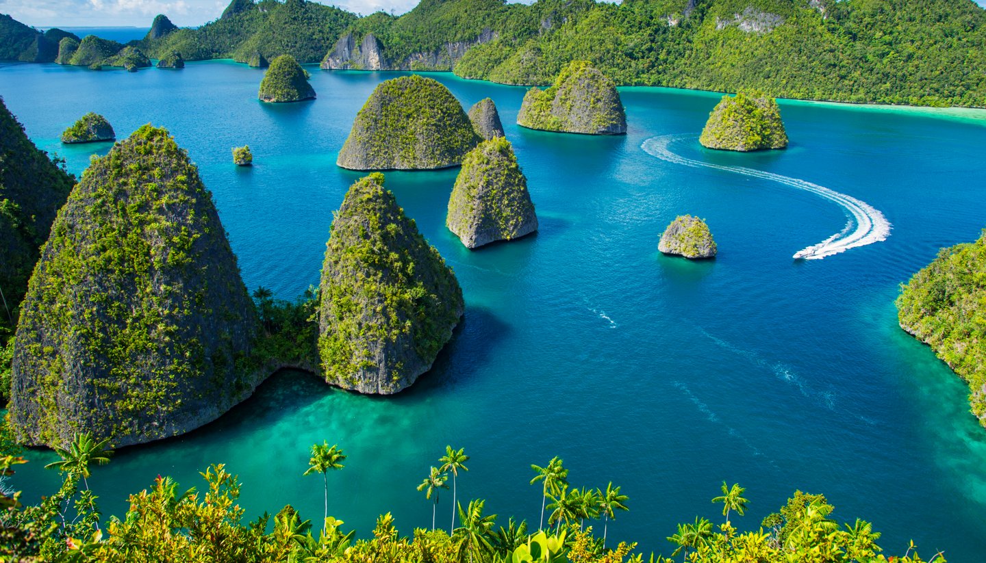 Wayag Islands, Raja Ampat, Indonesia